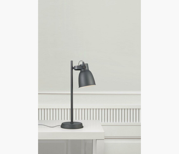 Adrian bordarmatur svat  v2 image