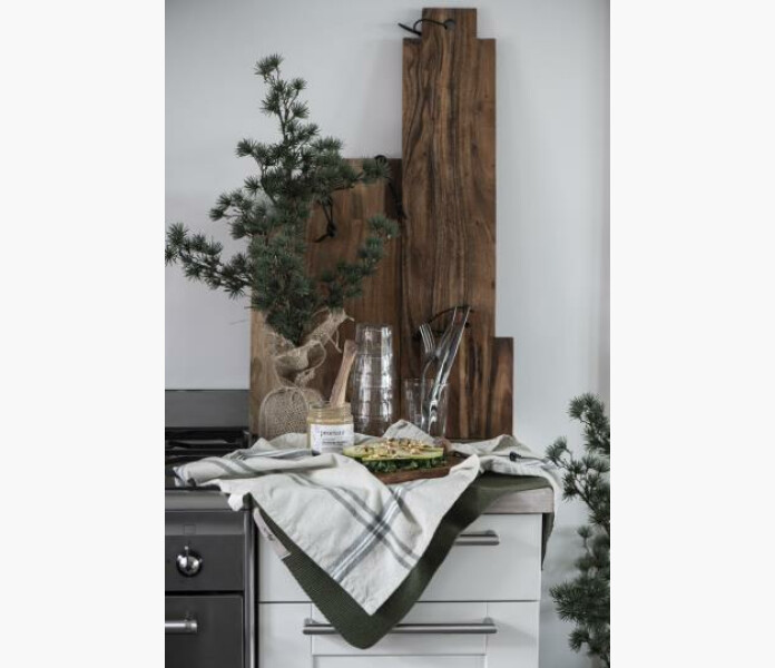 Iblaursen Artificial cedar w jute stand1 image