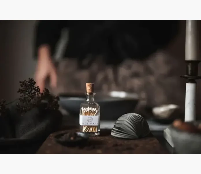 eldstickan liten vit1 image