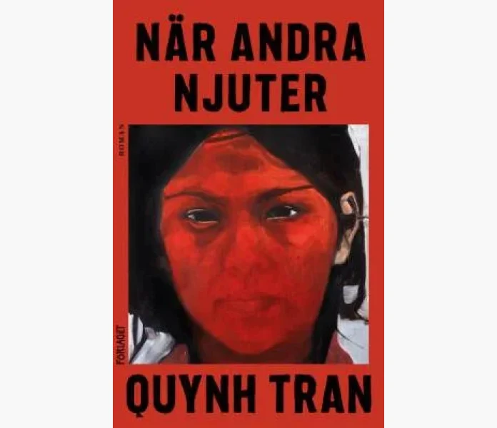 Nar andra njuter kuva