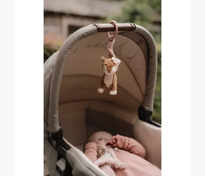 ld9013 pull shake deer fairy garden 1 image