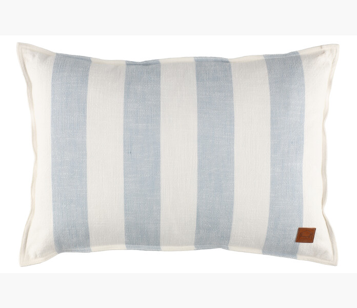 FANNI K KUDDE 40 x 60cm kuva