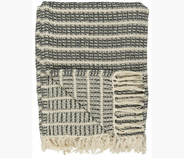 Plad gradd mork gra randig kuva